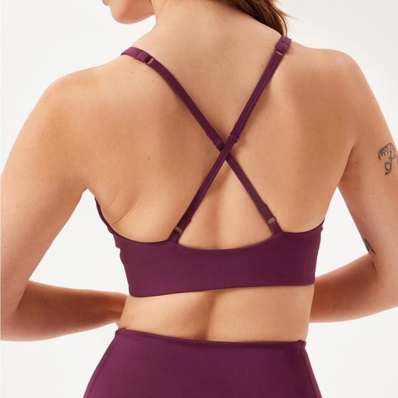 Girlfriend Collective Essential Topanga Bra in Plum - Picture 1 of 6
